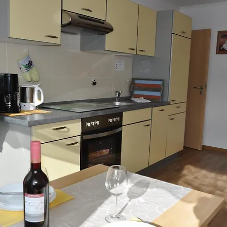 Gaestehaus Zur Seemoewe, 3 